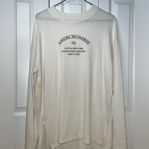BRAND NEW Abercrombrie long sleeve crew too